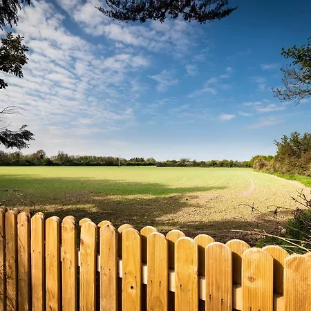 Mount Barker 4* Swords