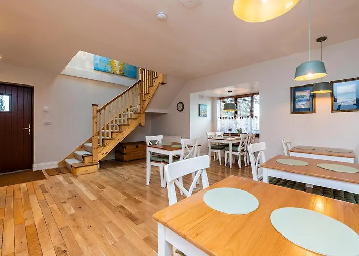 Mount Barker 4* Swords