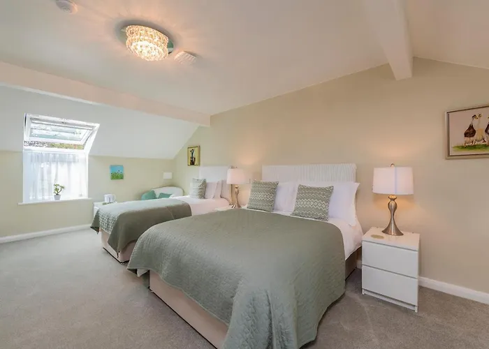 Mount Barker 4* Swords