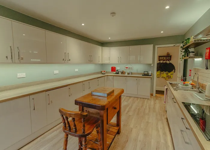 Pensión Mount Barker Swords