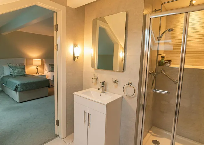 Mount Barker 4* Swords